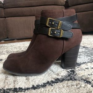 Women’s Heeled Booties